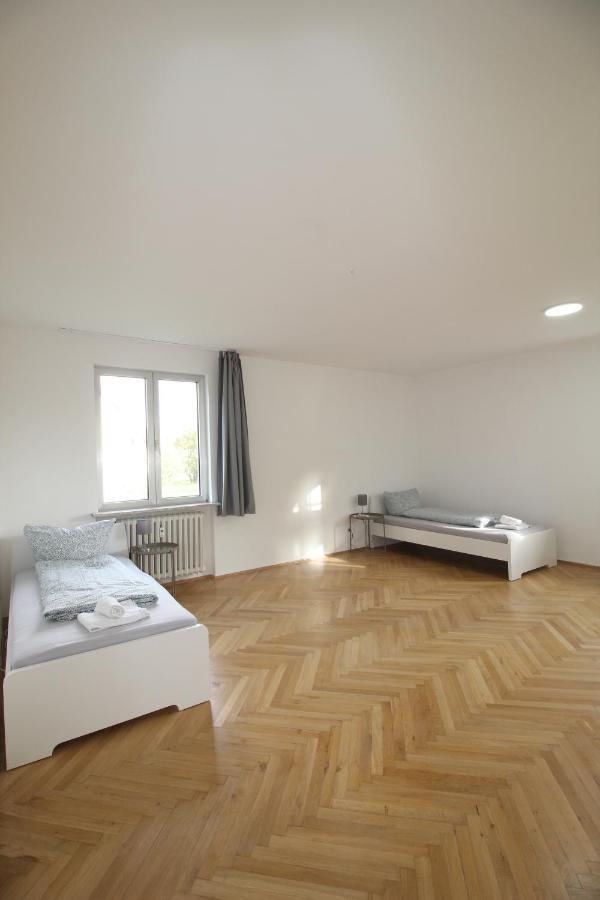 Apartmenthaus Kitzingen - Grosszuegige Wohnungen Fuer Je 6 Personen Mit Balkon Экстерьер фото