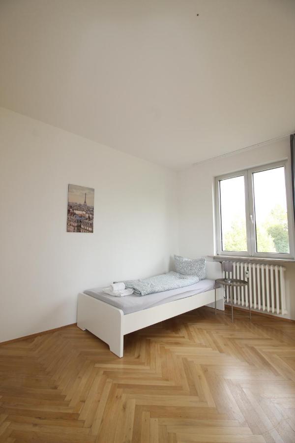 Apartmenthaus Kitzingen - Grosszuegige Wohnungen Fuer Je 6 Personen Mit Balkon Экстерьер фото